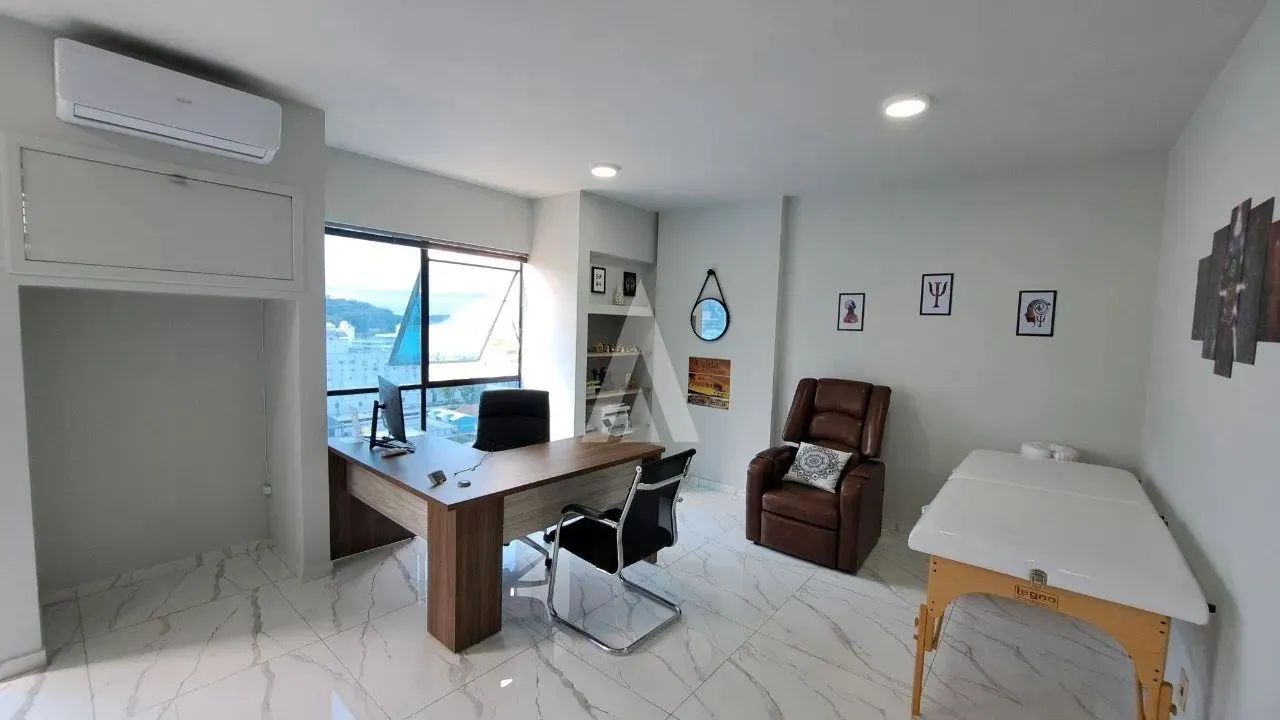 Sala Comercial à venda no bairro CENTRO em JOINVILLE, por R$ 257.460.00. - Foto 5