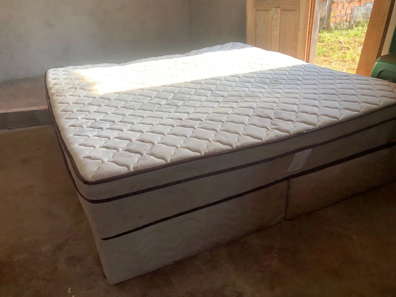 Cama king Ortobom 64168523209602122