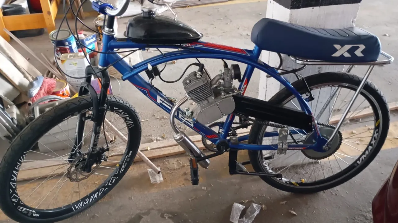 Bicicleta motorizada.