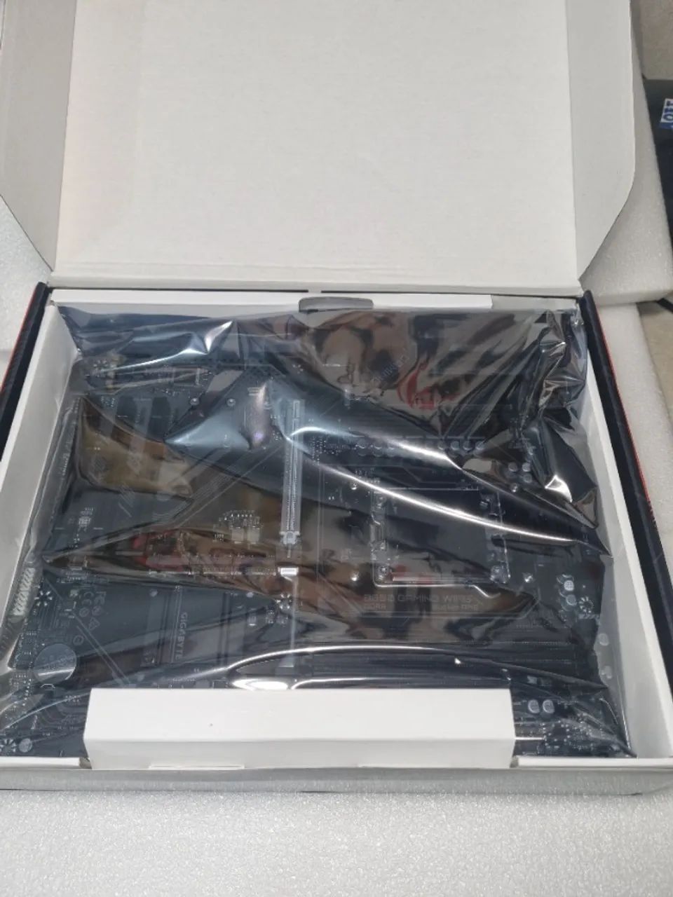 Placa Mae B850 Gaming WiFi6 Gigabyte AM5 DDR5  - Foto 3