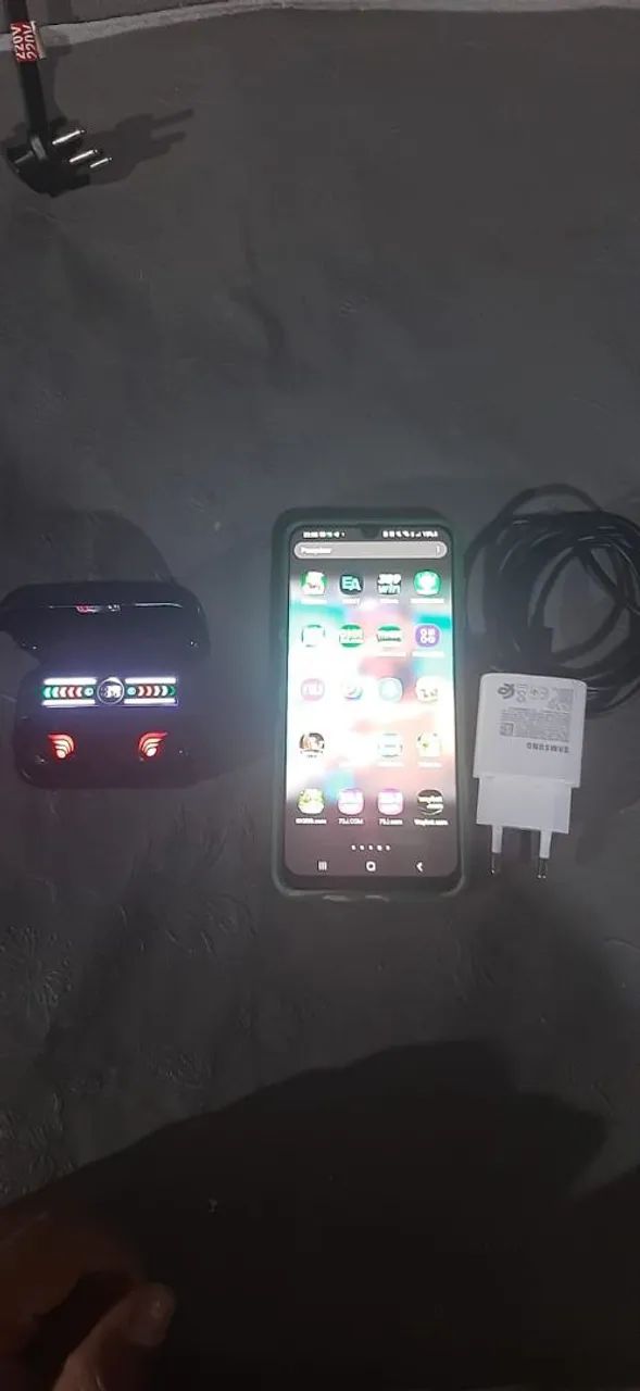 Galaxy a30 + fone Bluetooth + carregador R$ 200 - Foto 2