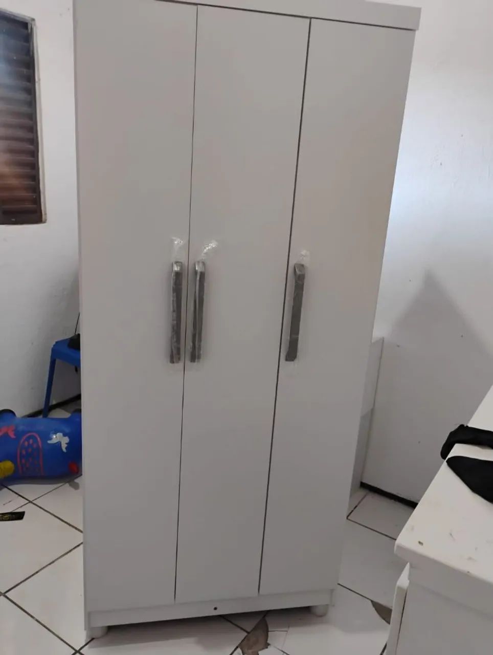 Guarda roupa 3 portas  - Foto 3