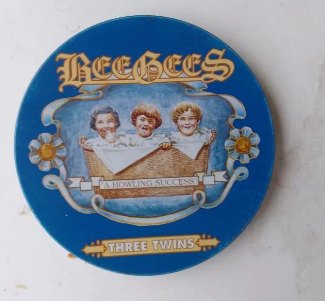 CD Bee Gees - Three Twins (Lata)