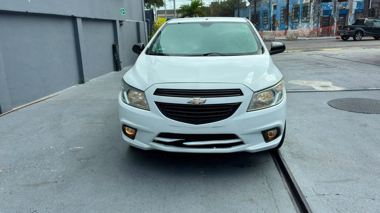 Chevrolet Onix 2016