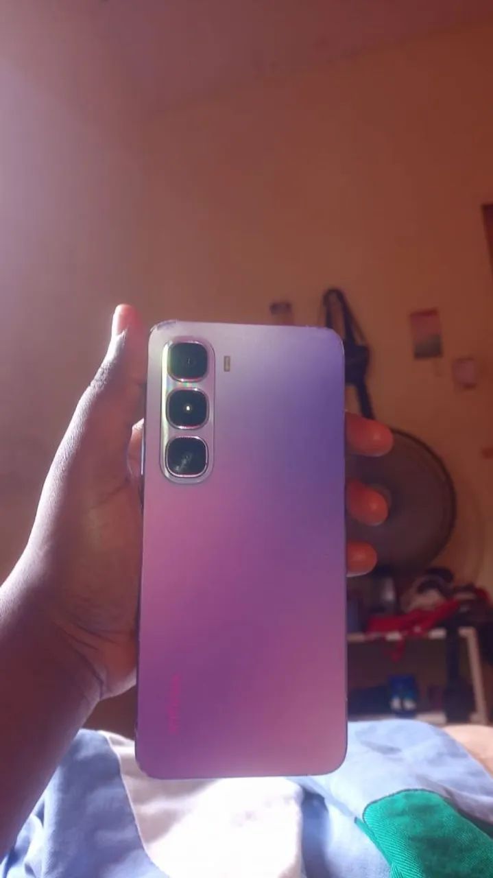 Celular HOT 60i  - Foto 3