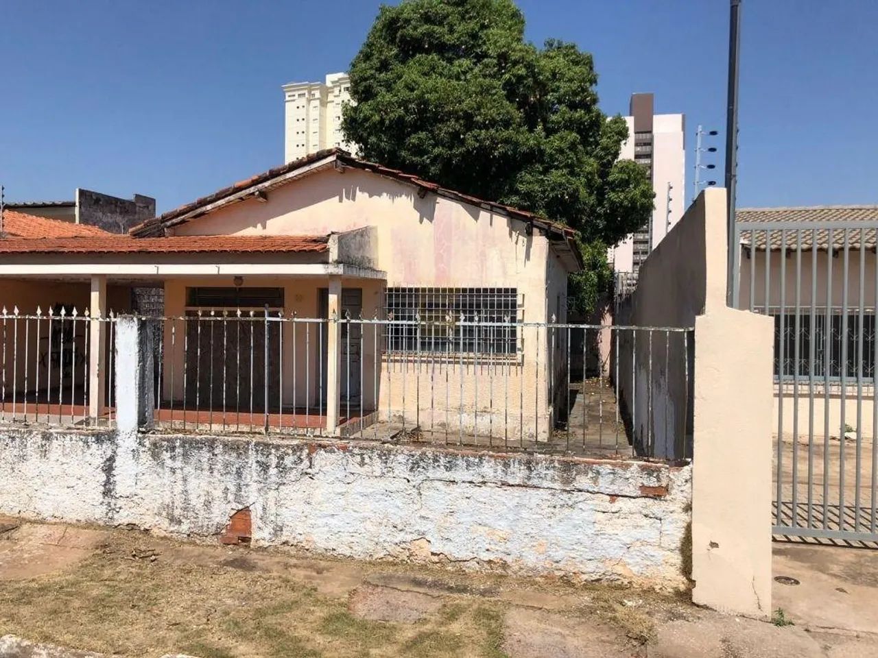 CASA - VENDA - Jardim Petrópolis - Cuiabá/MT - Foto 2