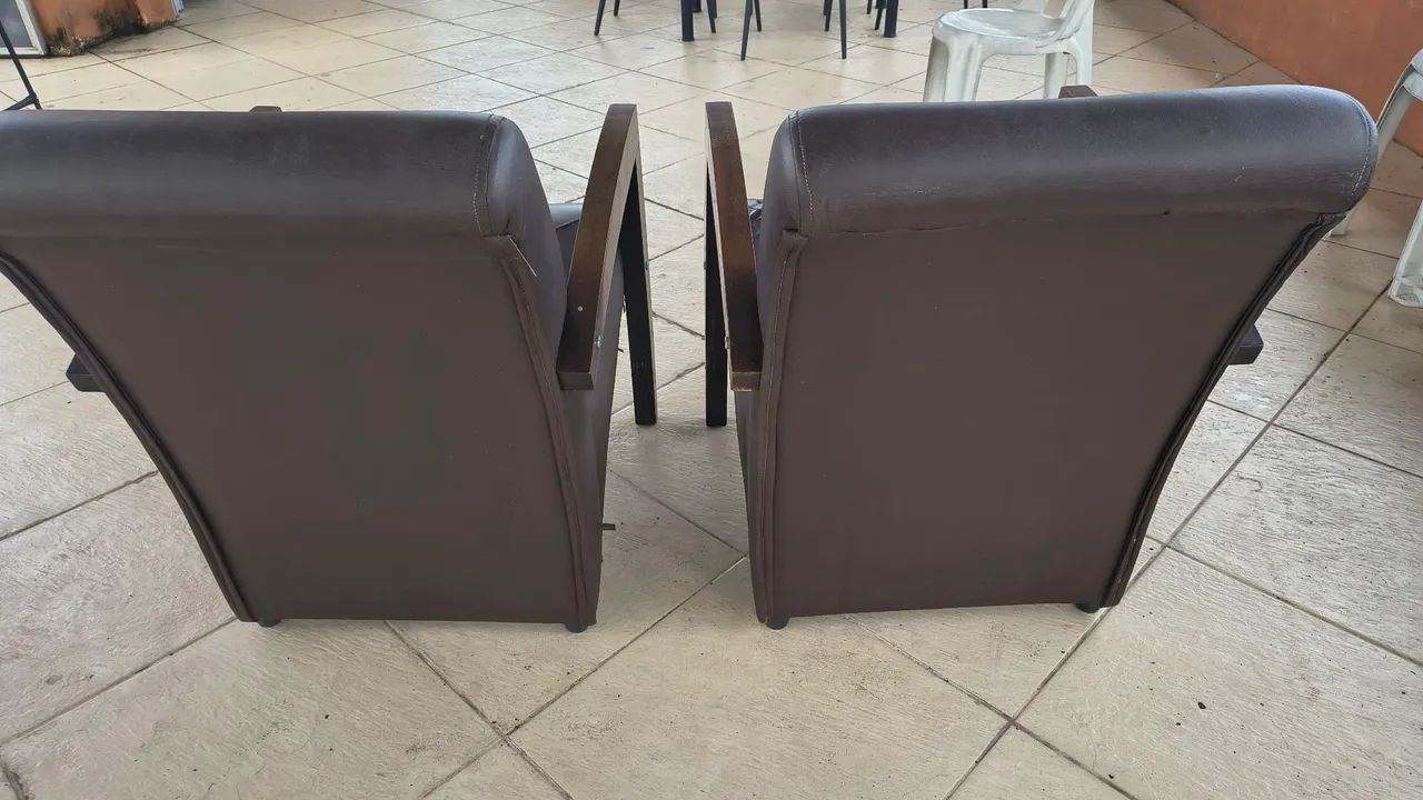 2 Poltronas madeira e estofado  - Foto 2