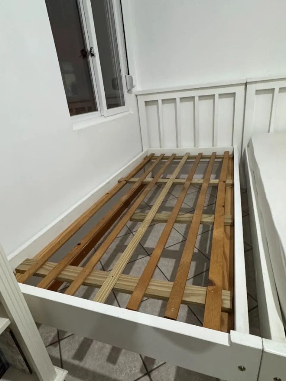 Base cama de solteiro 