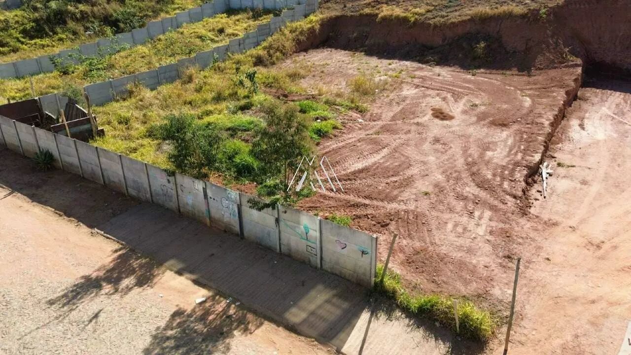 Vendo lote em Itaúna com ótima localização! - Foto 3