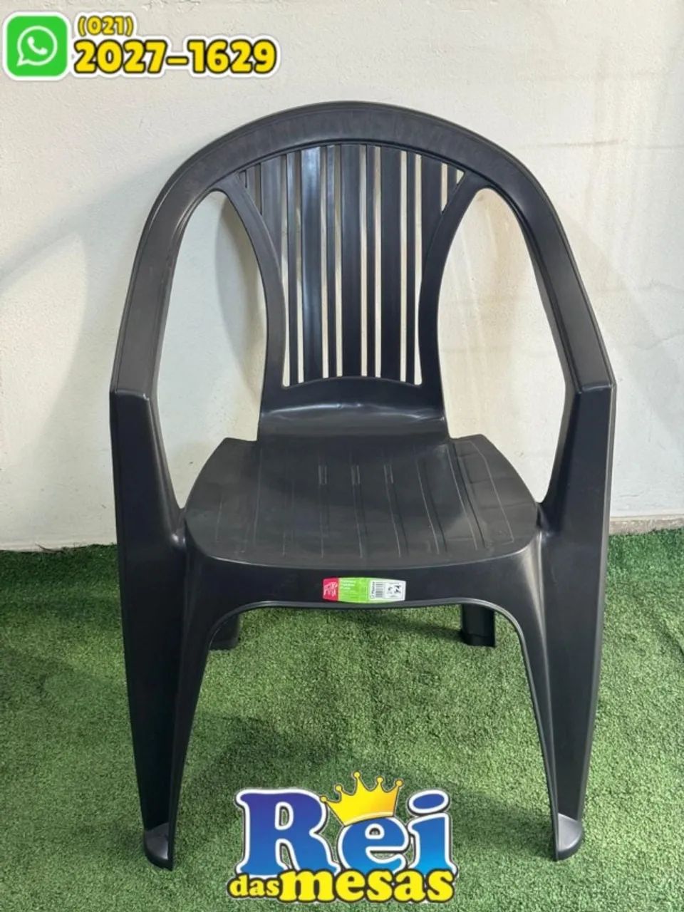 POLTRONA DE PLÁSTICO