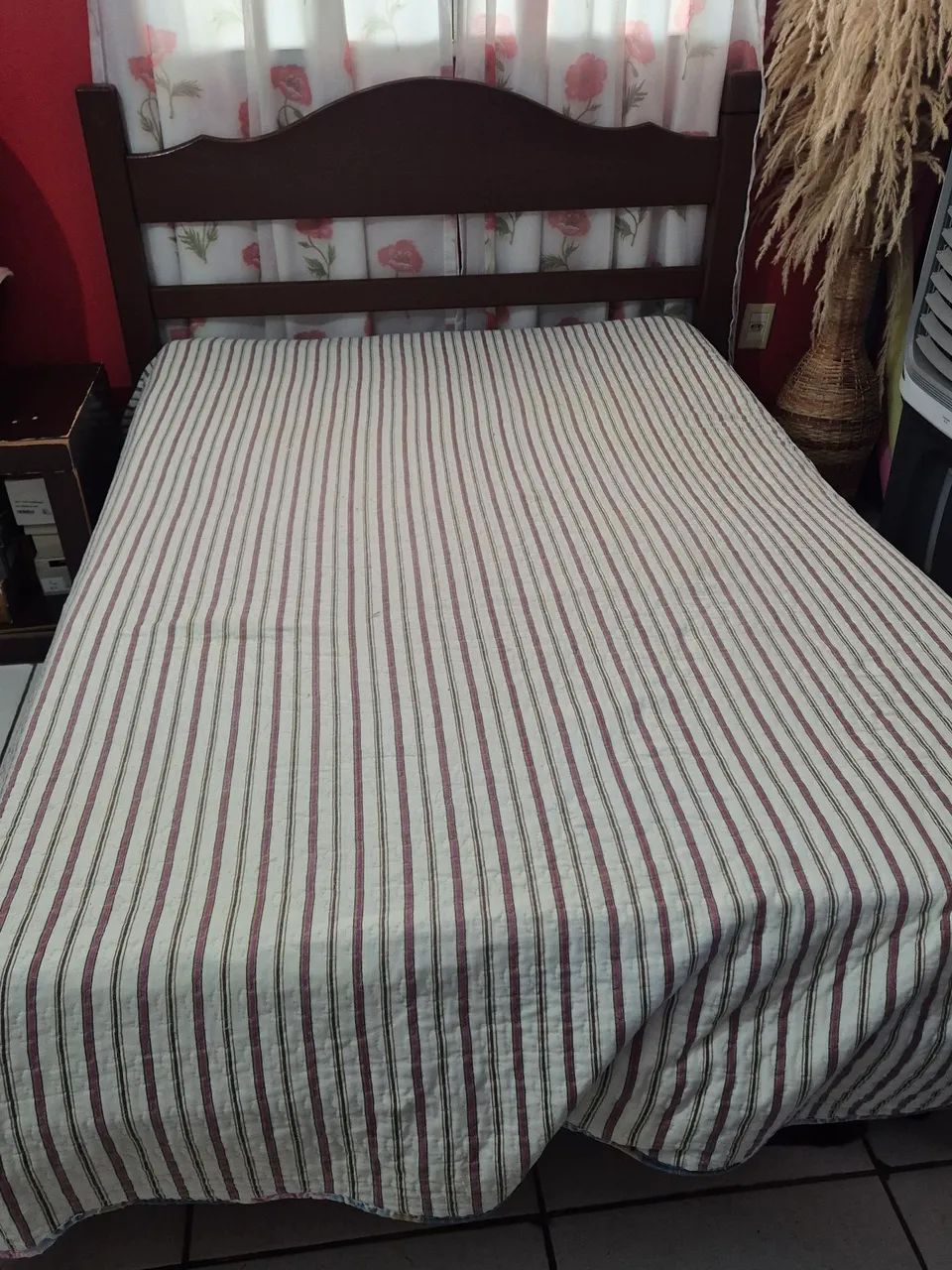 Cama com colchão 