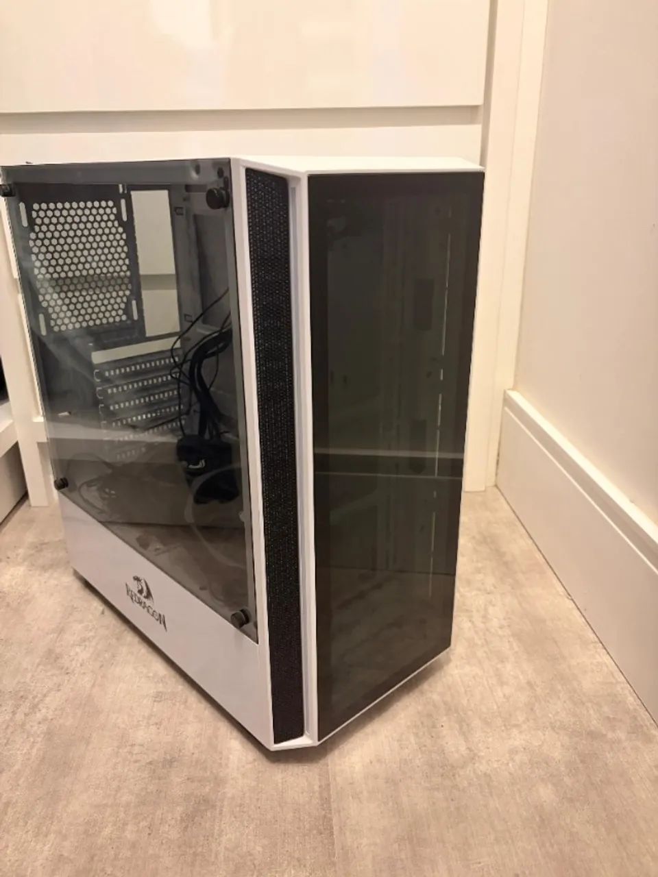 Gabinete Redragon Grapple Branco RGB - Foto 2