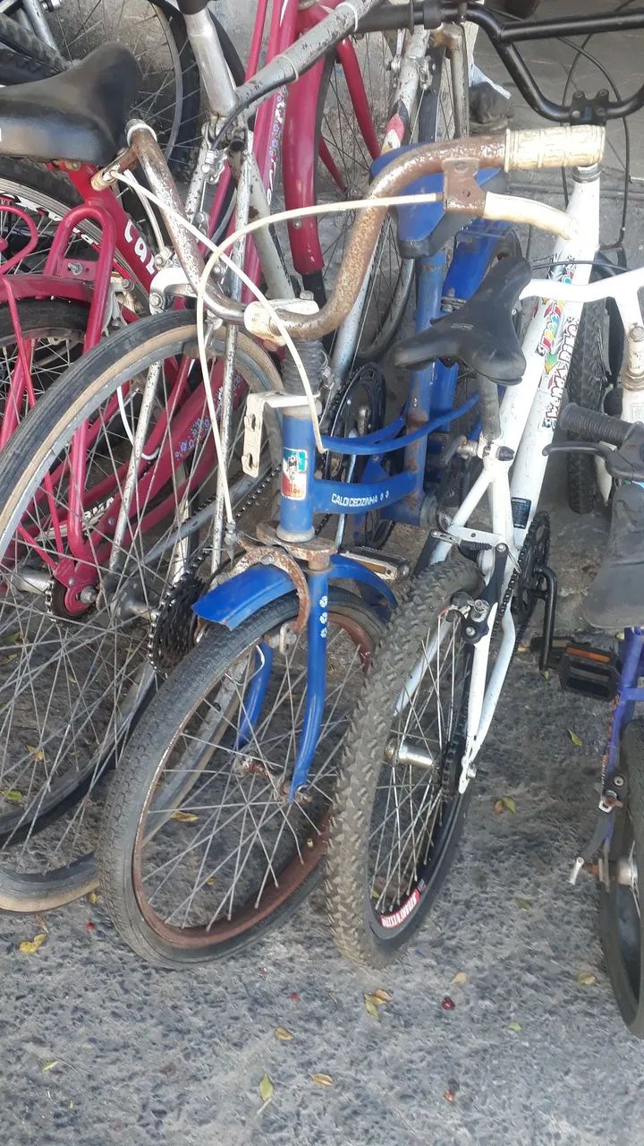 Fundo  de   oficina  de   bicicletas  - Foto 3