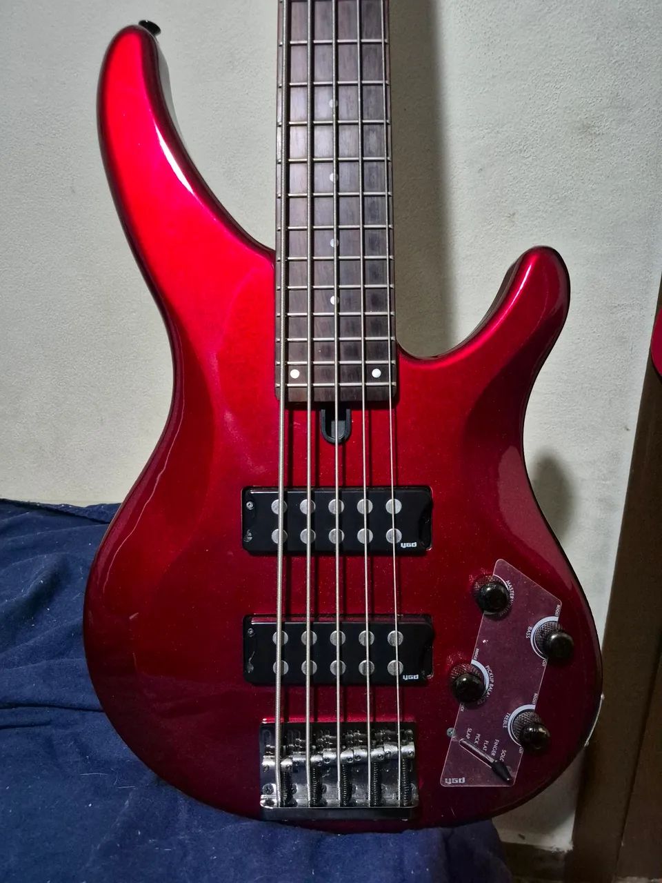 Contrabaixo yamaha Trbx 305  5 cordas - Foto 3