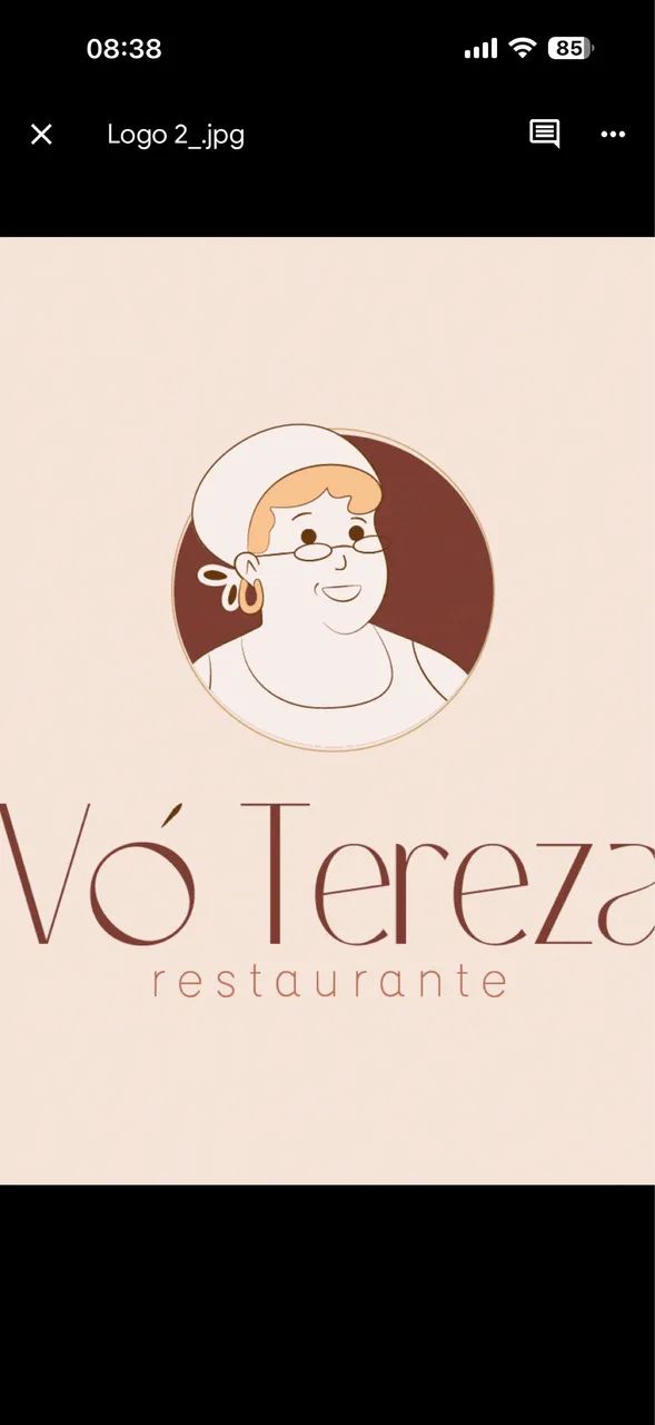 Vaga em Restaurante - Saladeira e Auxiliar de Cozinha