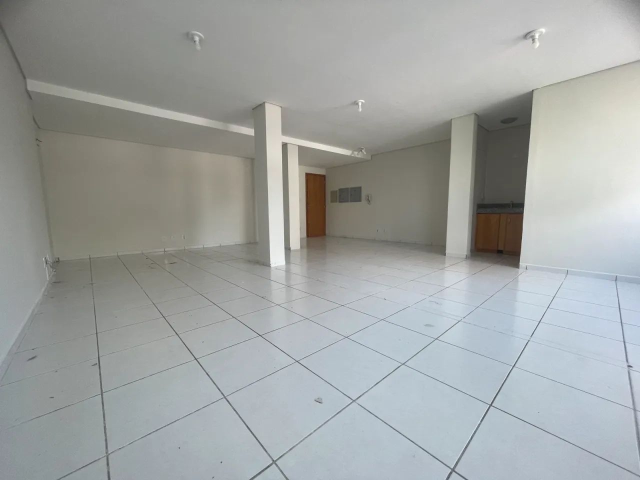 Sala comercial na Rua Santos Dumont com 56m² | Maringá-PR - Foto 5