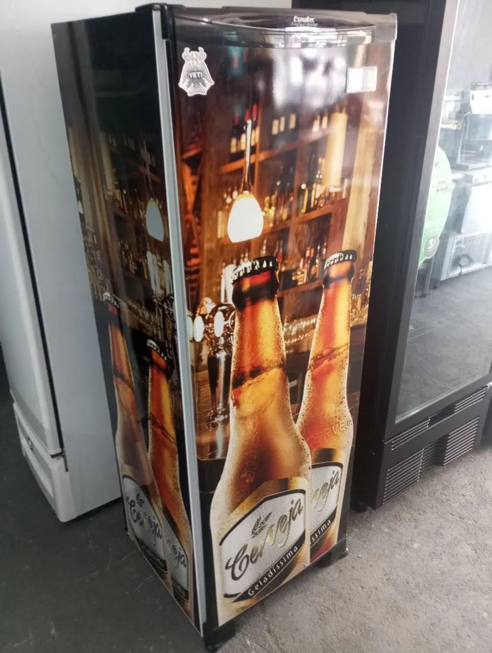 NZ. Cervejeira semi nova 300 litros até -6 graus  