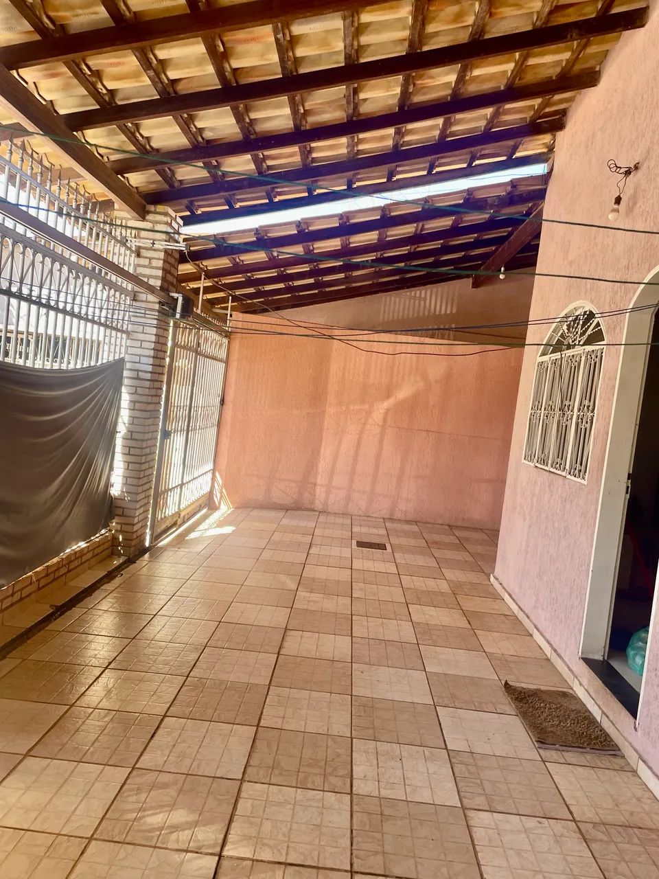 Casa com 4 moradias na QE 9, Guará I - Foto 2