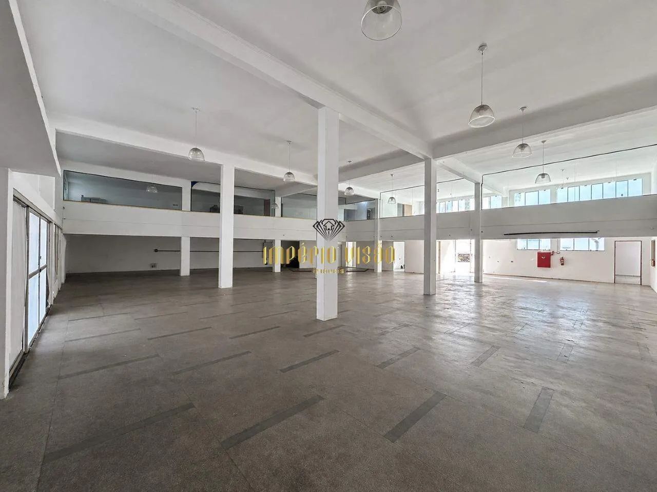 Prédio para Locação com 2.800m² na Rua Baruel no Centro de Suzano-SP