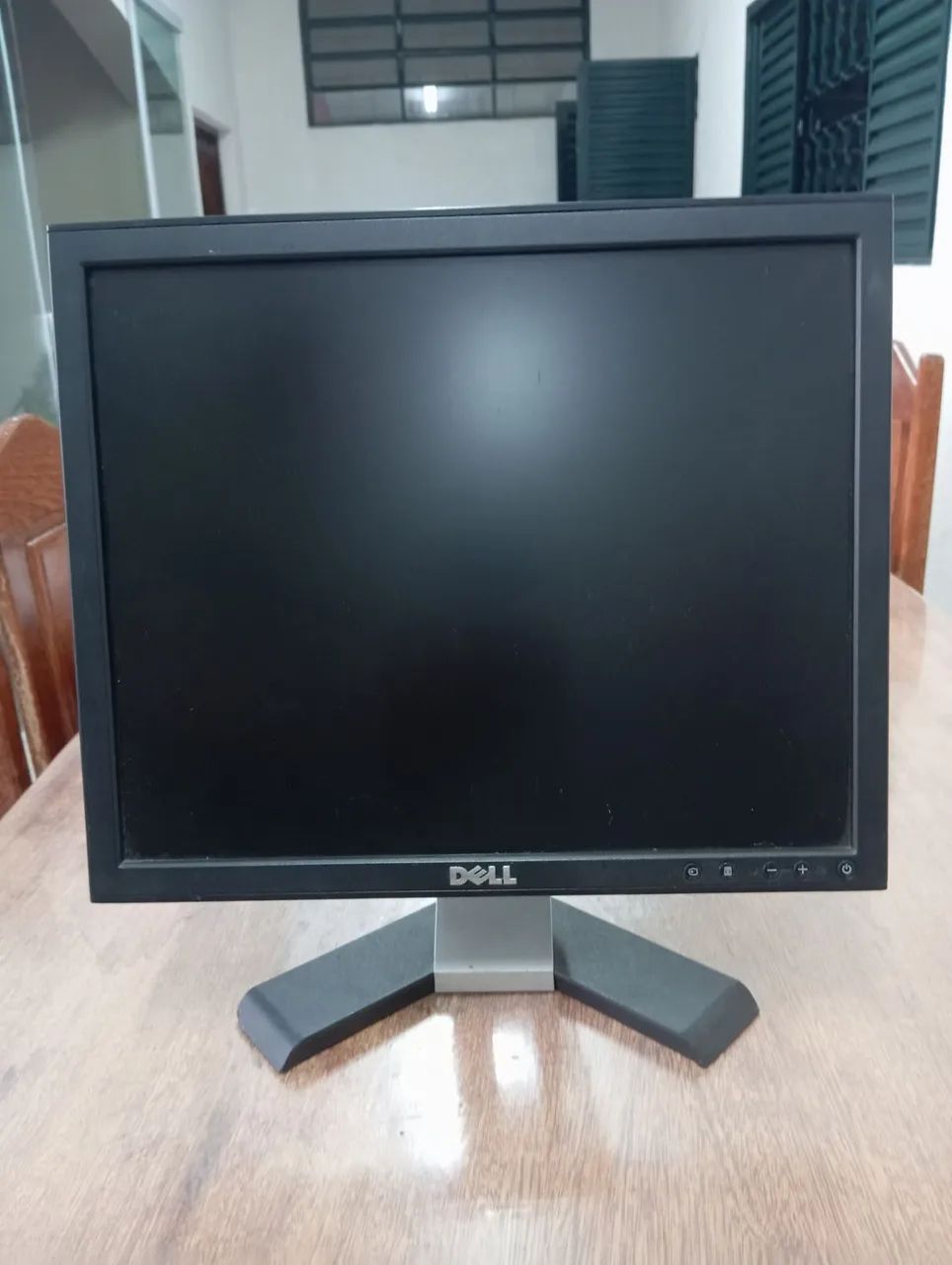 Monitor DeLL