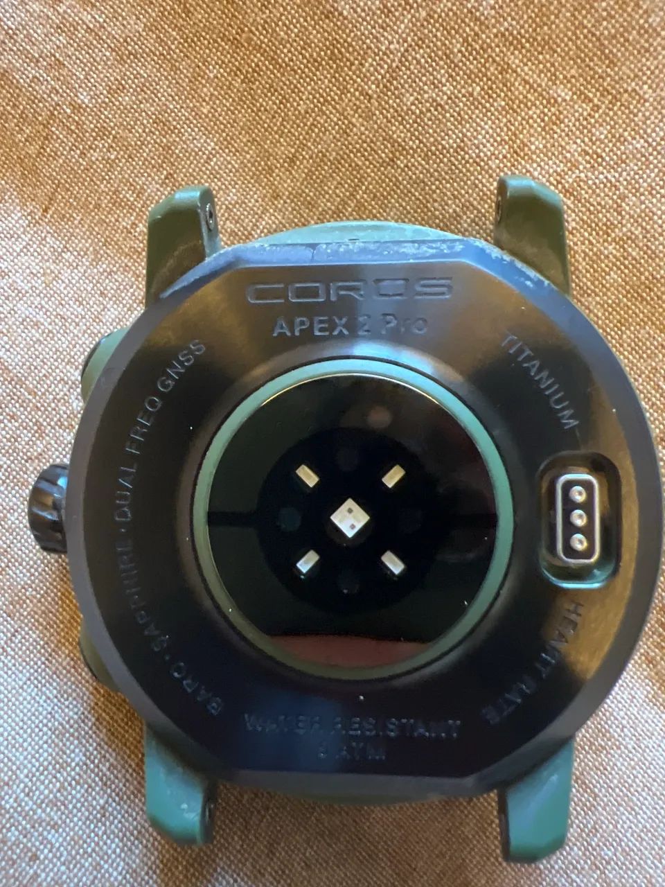 Coros apex 4 pro (visor danificado)
