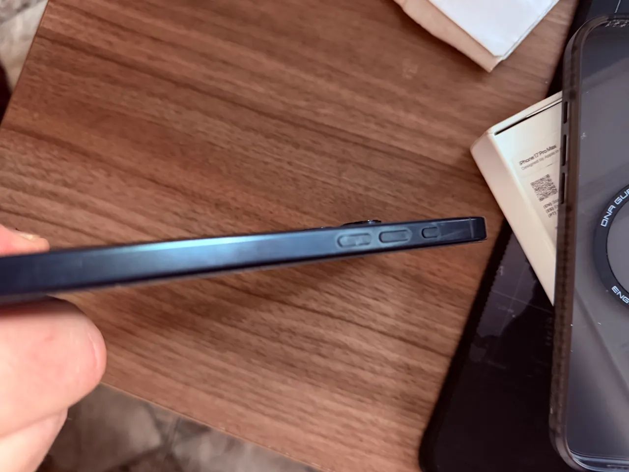 Apple iPhone 16 Pro Max 256 GB Impecável  Bateria 93%  - Foto 3