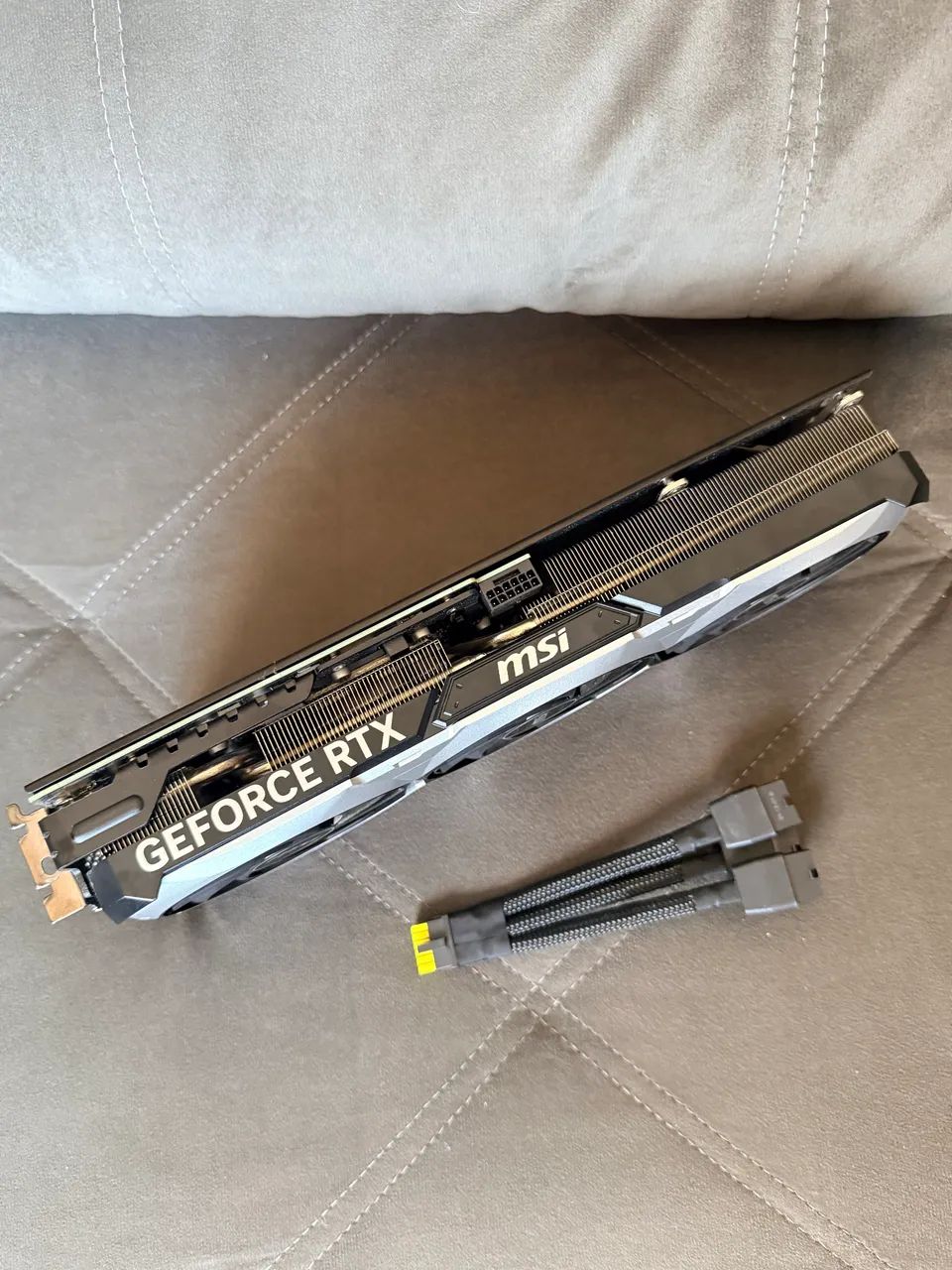 RTX 4070 TI MSI VENTUS 3X  - Foto 2