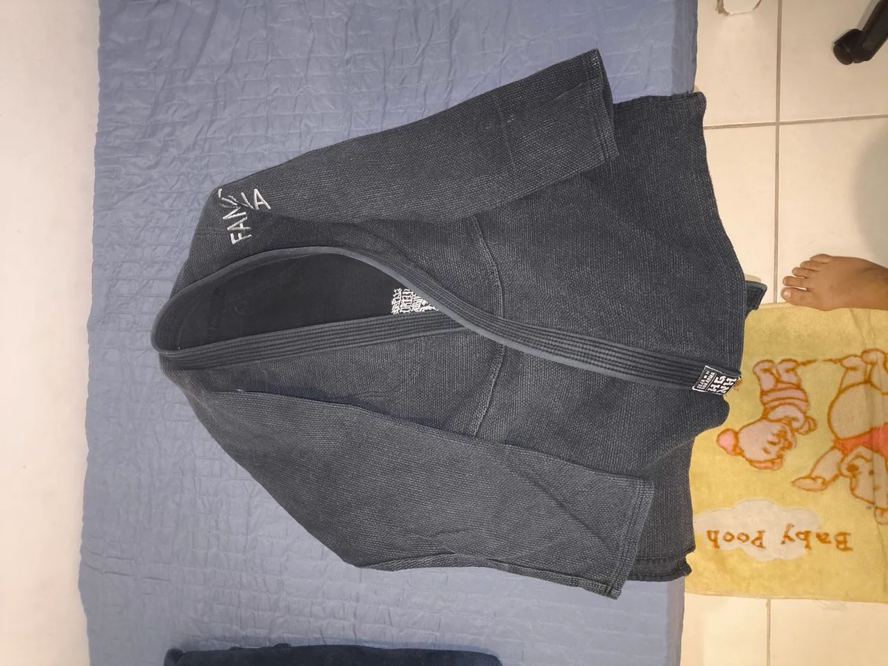 Kimono  Jiu-Jitsu preto- Ótimo Estado - R$ 170