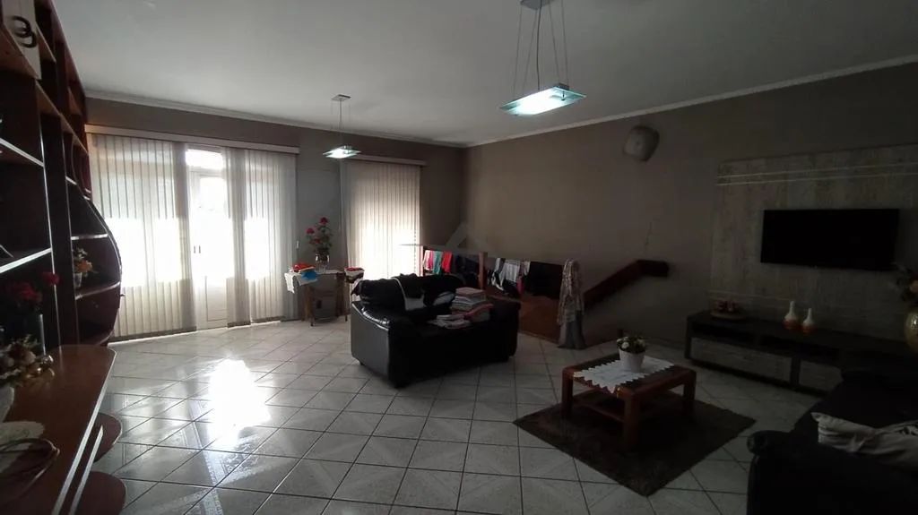 Casa à venda em Campinas, Jardim Aurélia, com 7 quartos, com 170 m² - Foto 3