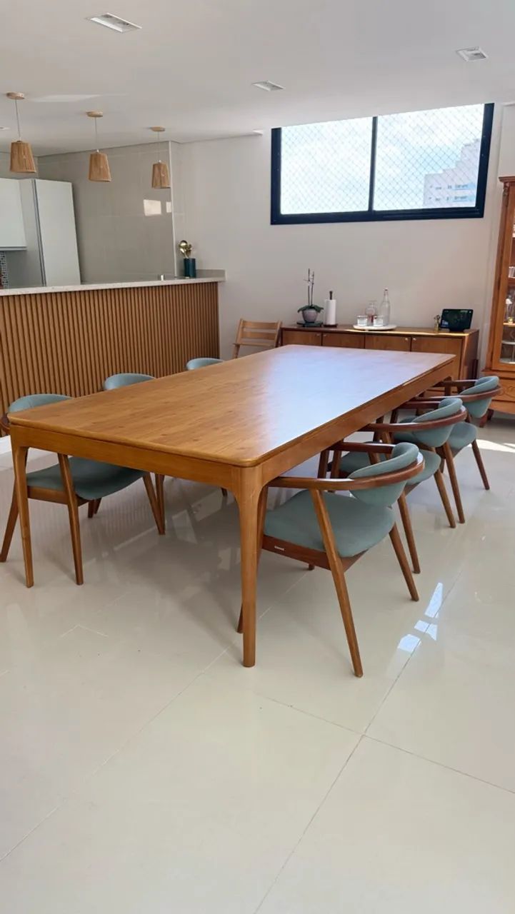 Mesa de Jantar + 6 Cadeiras