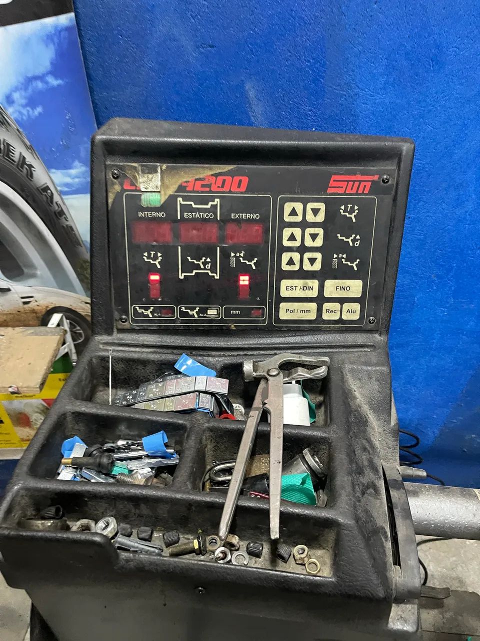 Balanceadora de rodas - Foto 2