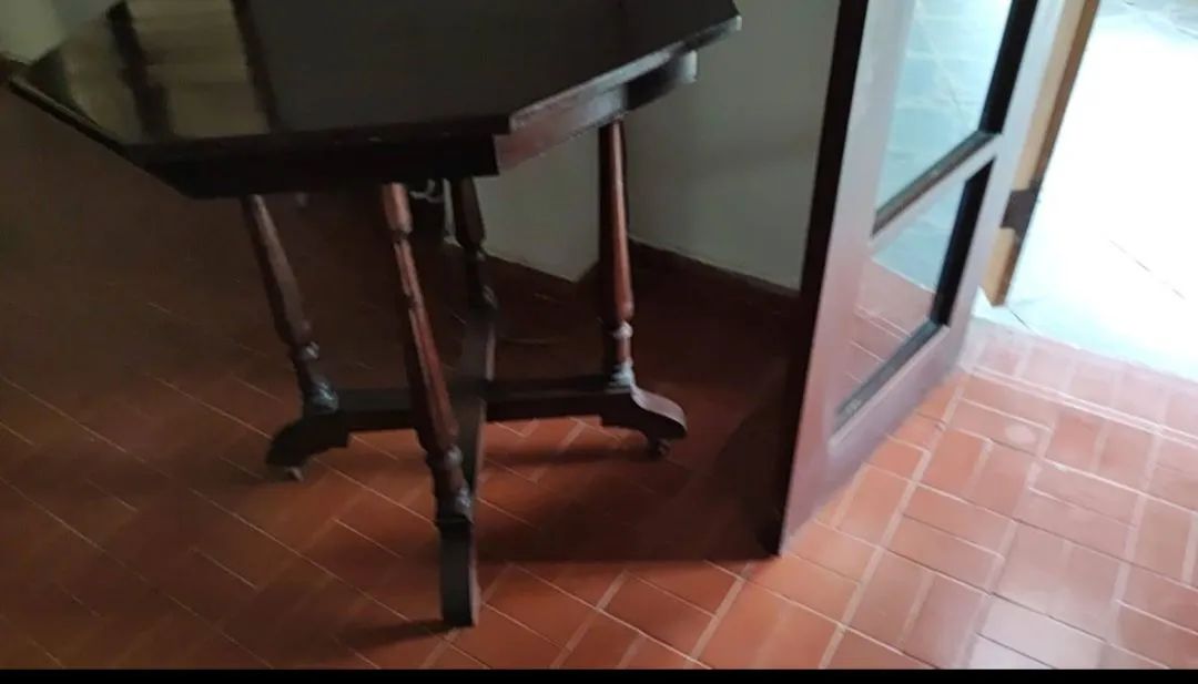 Mesa oitavada  - Foto 2