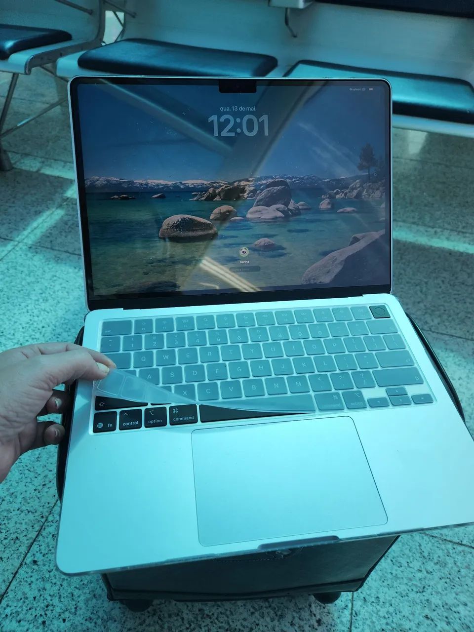 難ありMacBook Air 2020 intel 16GBメモリ 512SSD Macbook Air 2020 13.3, Core I7, 16gb Ram, Ssd-512gb Novo