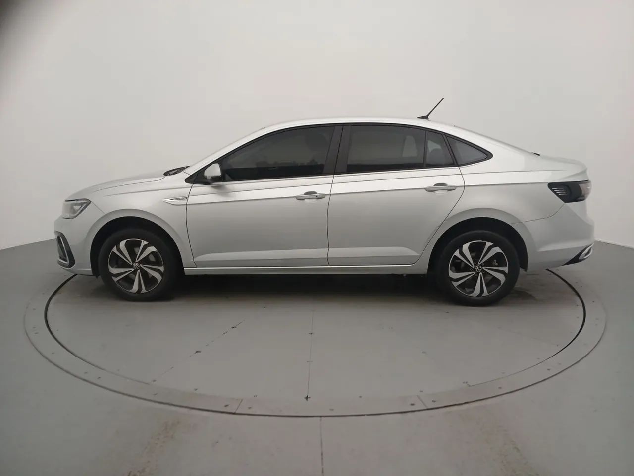 Volkswagen Virtus Comfort. 200 TSI 1.0 Flex 12V Aut, foto 2 de 18