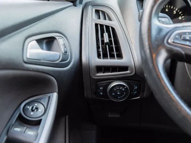 Ford Focus Fastback Se/se Plus 2.0 Flex Aut. 2017 - Foto 3