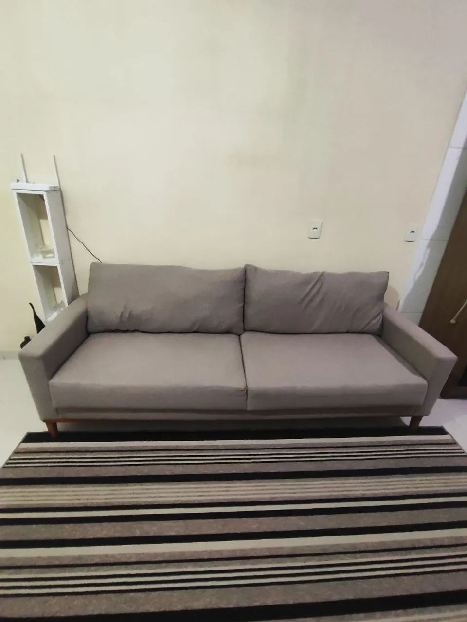Sofá 4 lugares living marrom 220L,86A,78P - Foto 2