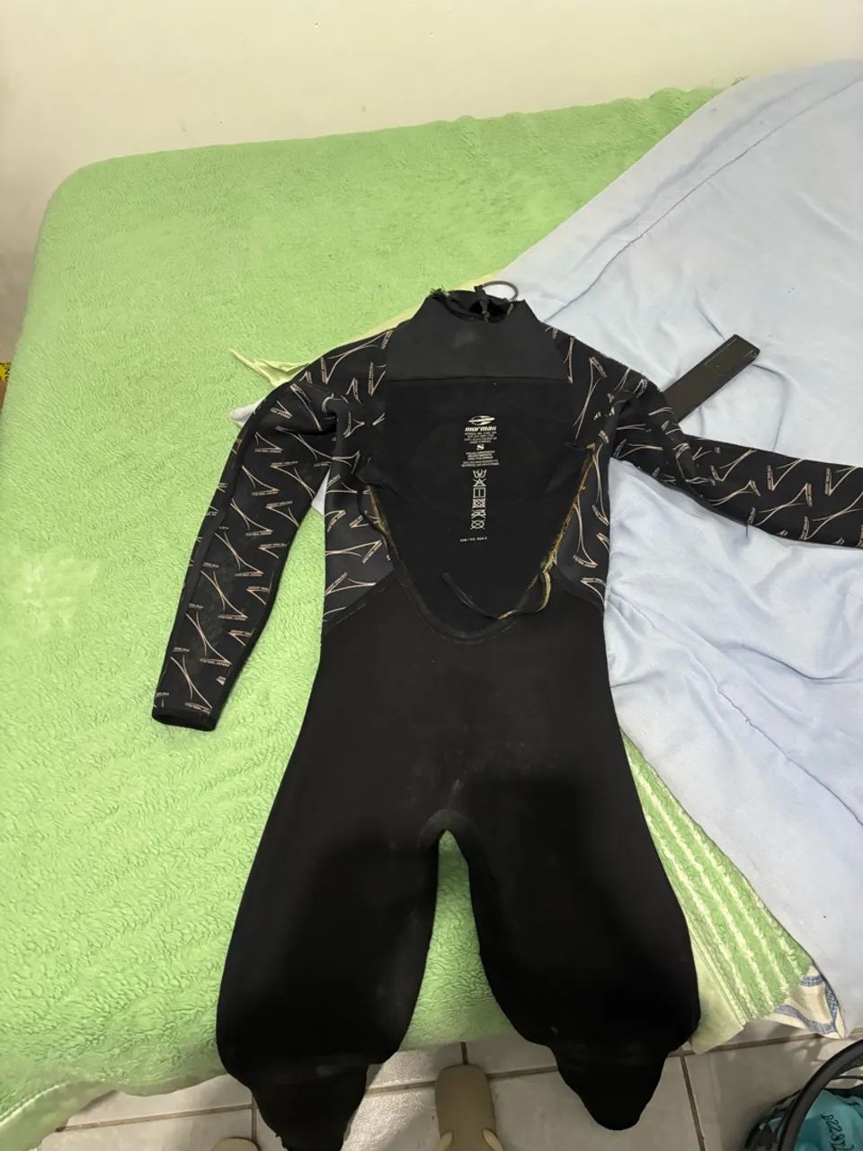 Roupa de borracha  - Foto 2