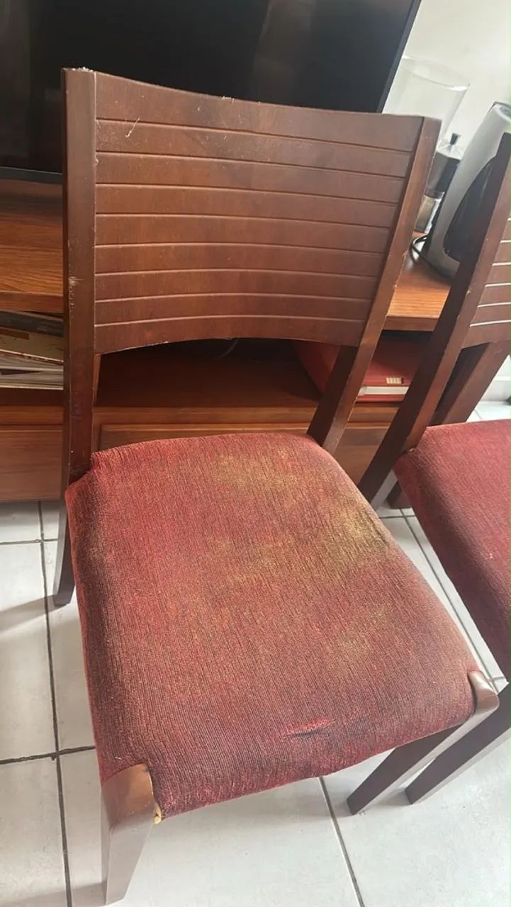 4 Cadeiras Madeira e estofado - Foto 3
