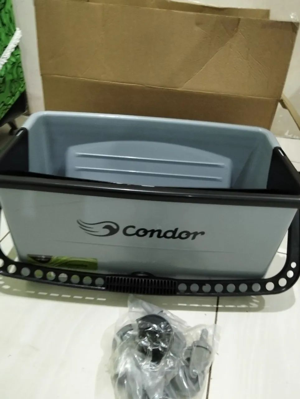 Caçamba de pintura, marca condor, 
