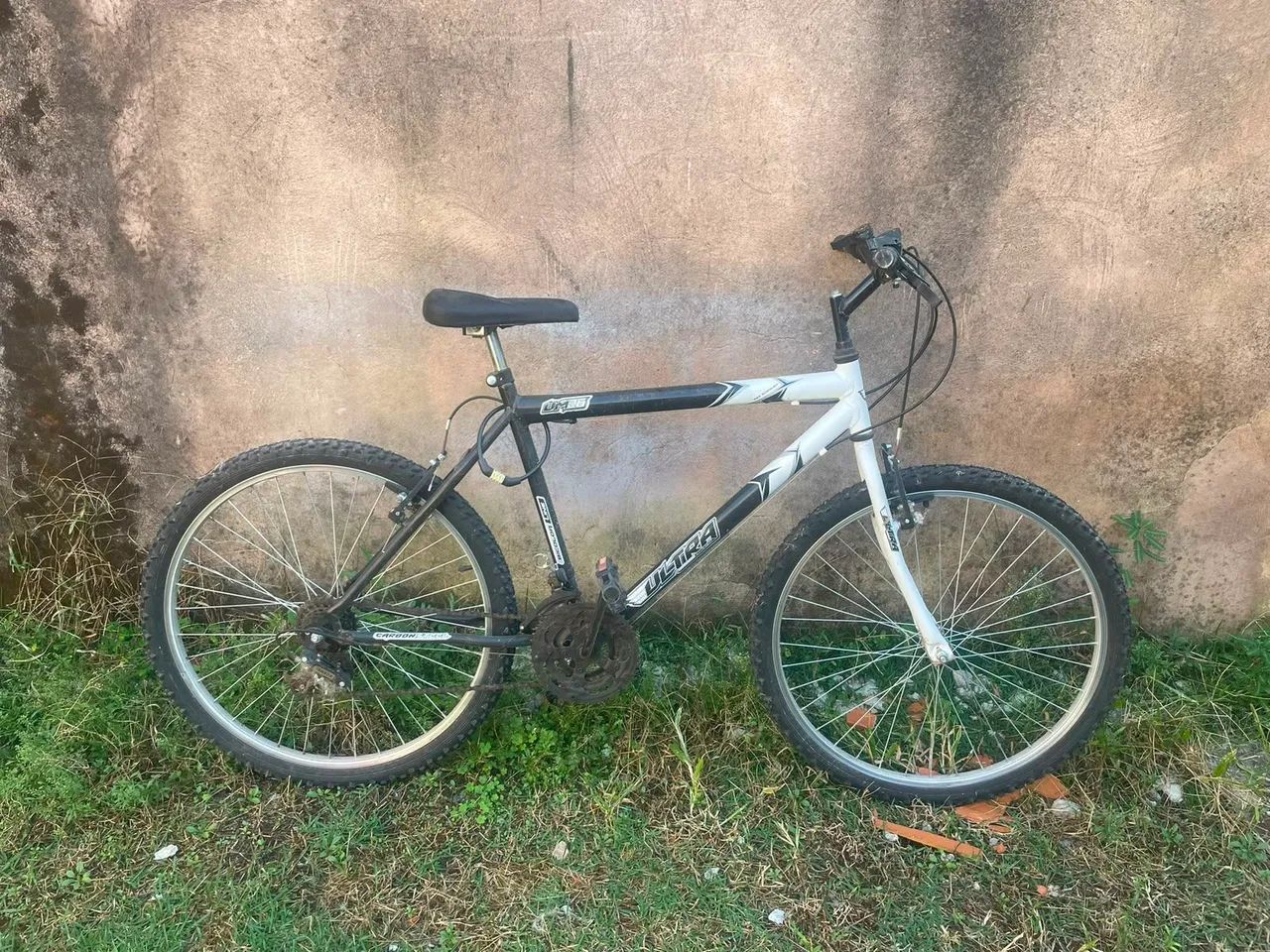 Bicicleta 18 marchas impecável 
