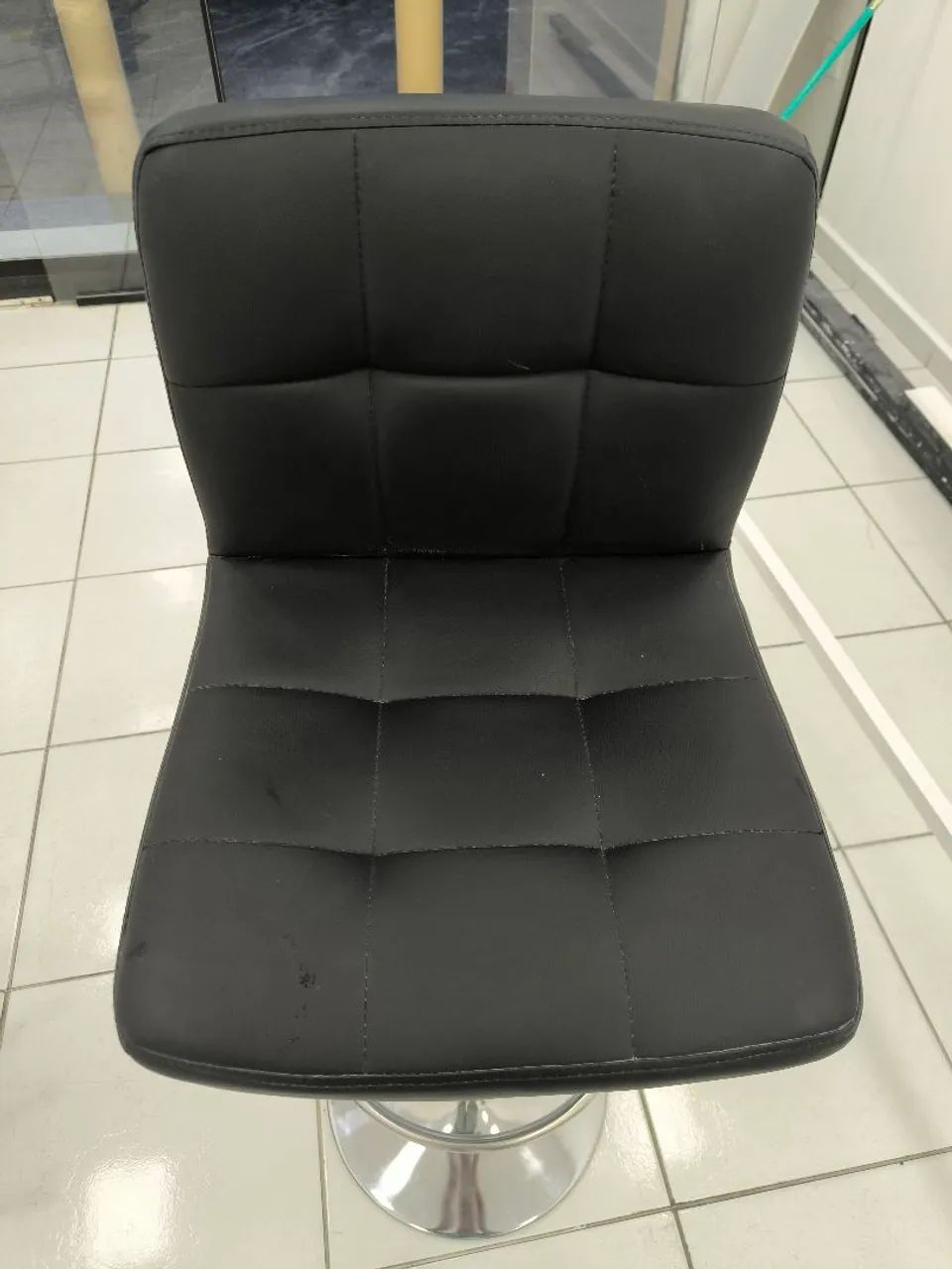 Banqueta giratória a gás  - Foto 3