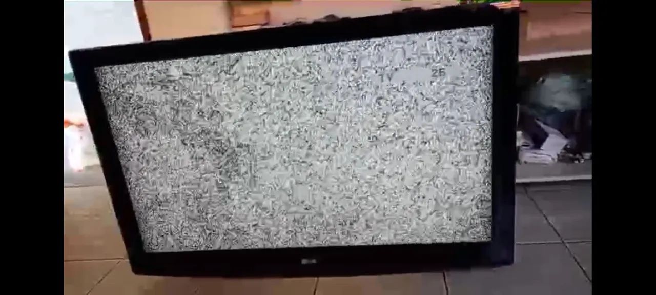 Tv lg 42P