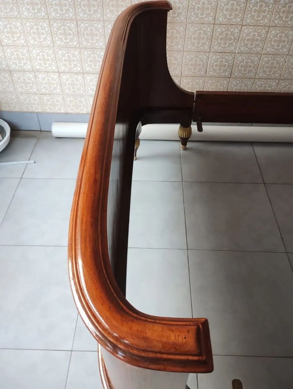 Cama Vintage de Casal com Detalhes em Bronze e Madeira - Foto 5