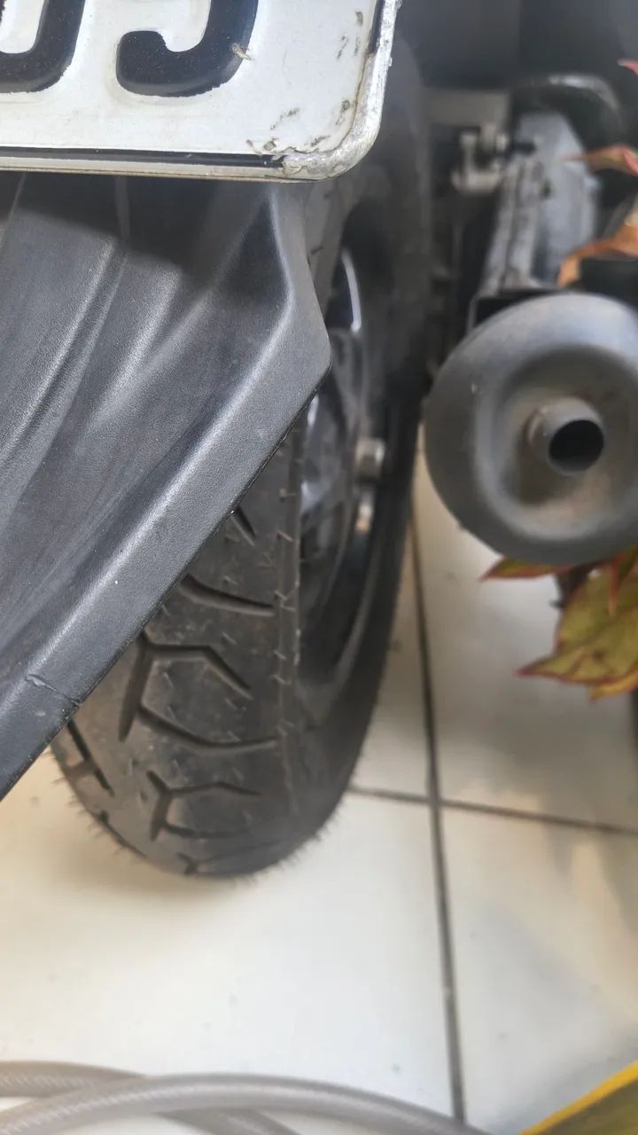 Yamaha fluo nova  - Foto 4