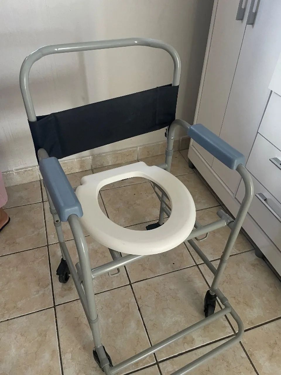 Cadeira de banho  - Foto 3