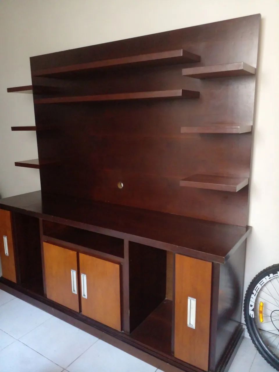 ESTANTE MADEIRA. NAO É MDF - Foto 2
