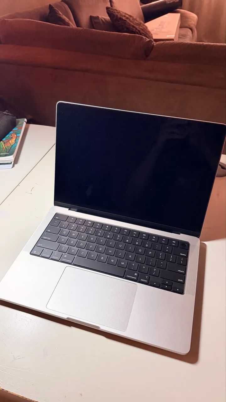 Mac book PRO M5 LANÇAMENTO 