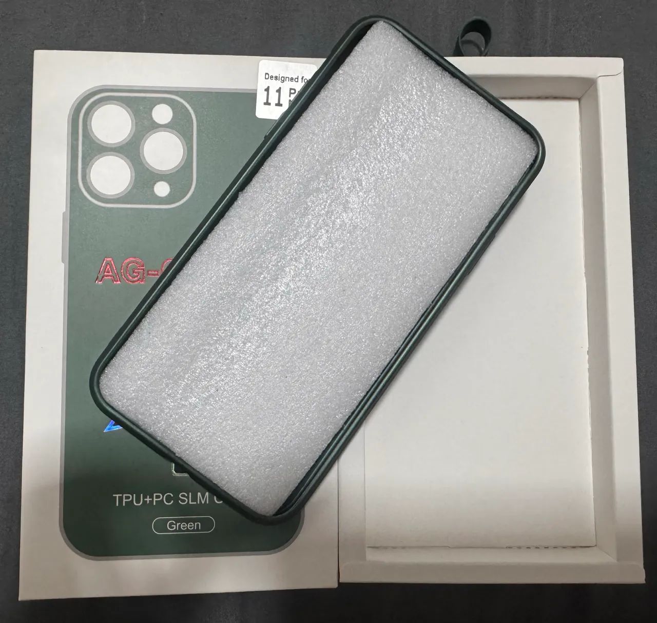 Capinha Ag-glass iPhone Mag 11 Pro, Max Green - Nova na Caixa - Foto 4