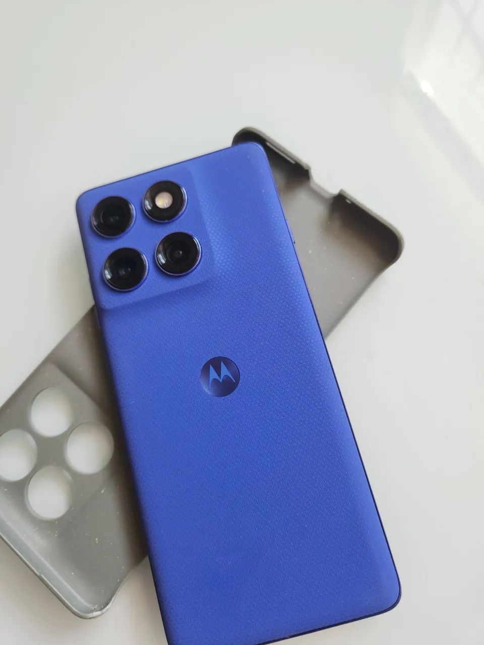 Motorola Edge 60 pro - Foto 2