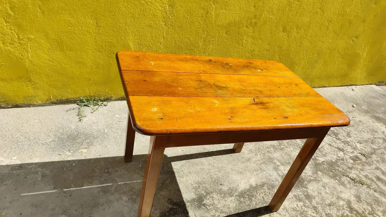 Mesa de jantar em madeira tipo cedro  - Foto 5